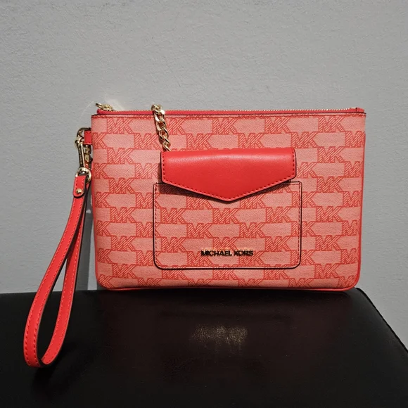 🔔NWT: 2 for 1 - Michael Kors Set (Wristlet and Cardholder)